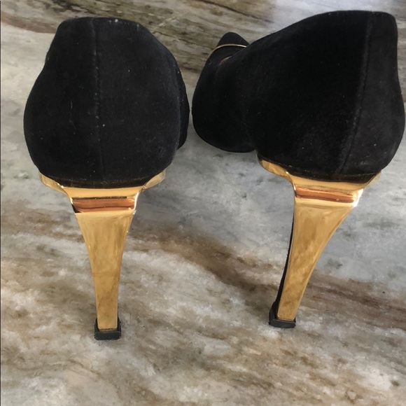 Charles Jourdan Suede structure heel pumps - Picture 5 of 8